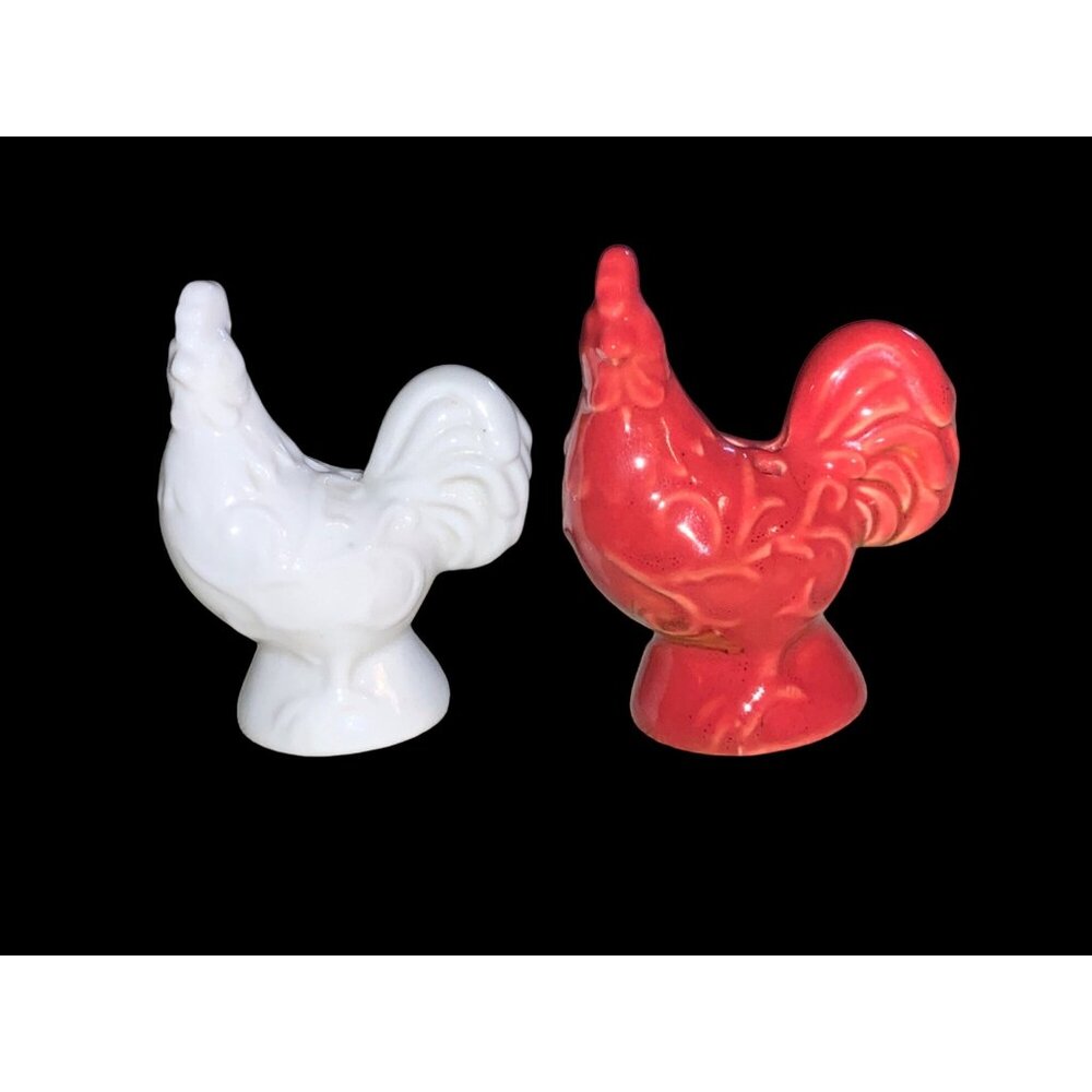 Small Mini Chicken Rooster Salt and Pepper Shaker Set